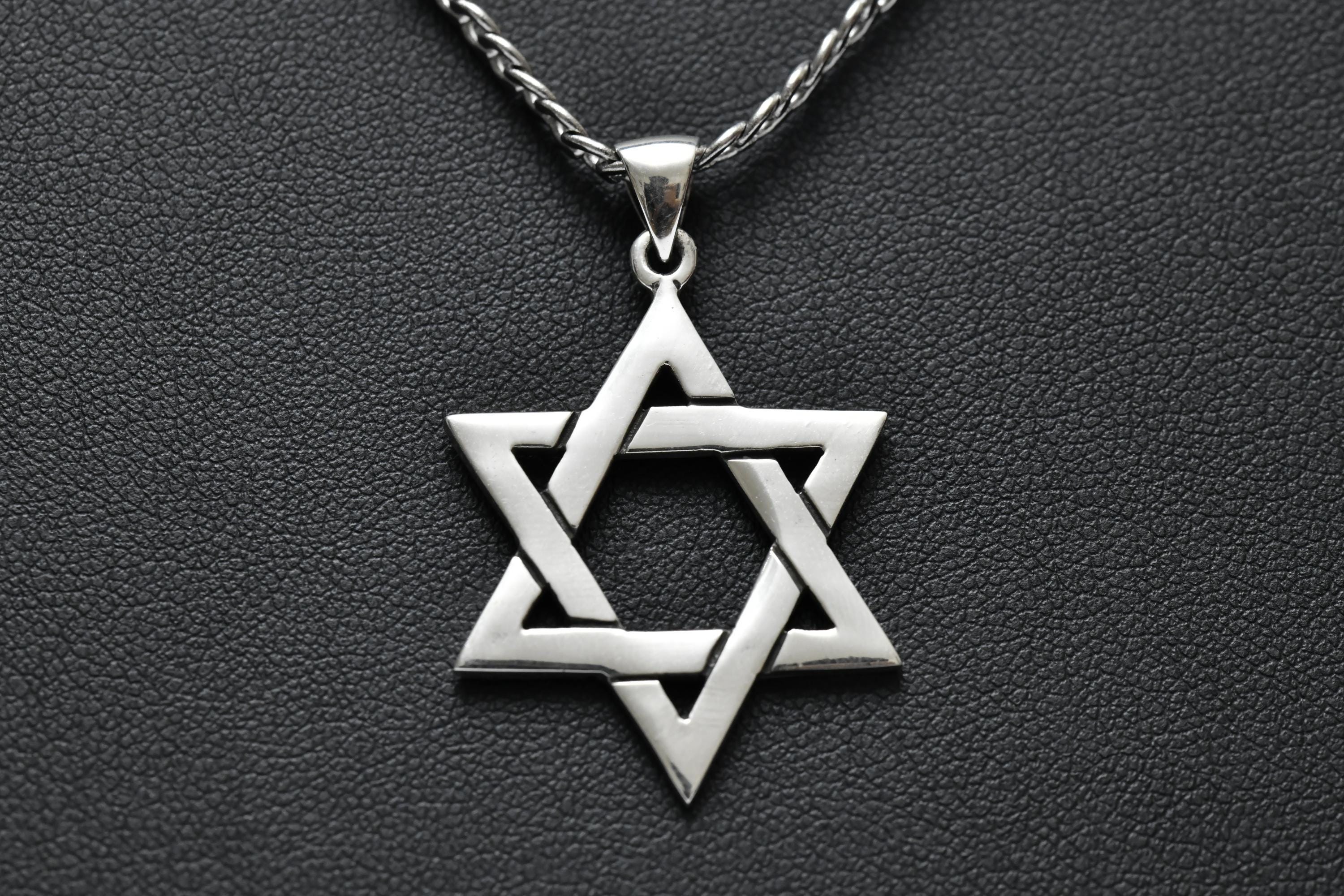 Collana con ciondolo a forma di stella ebraica di sei uomini con stella di David Judaica Six Mans Star gioielli da uomo da donna Megan's Star Judaica Israel Jewellery Gfit