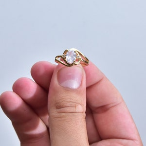 Transparent quartz ring,gold ring,declaration ring,the lucky stone in April,gemstone ring,cocktail ring,engagement ring,oval ring