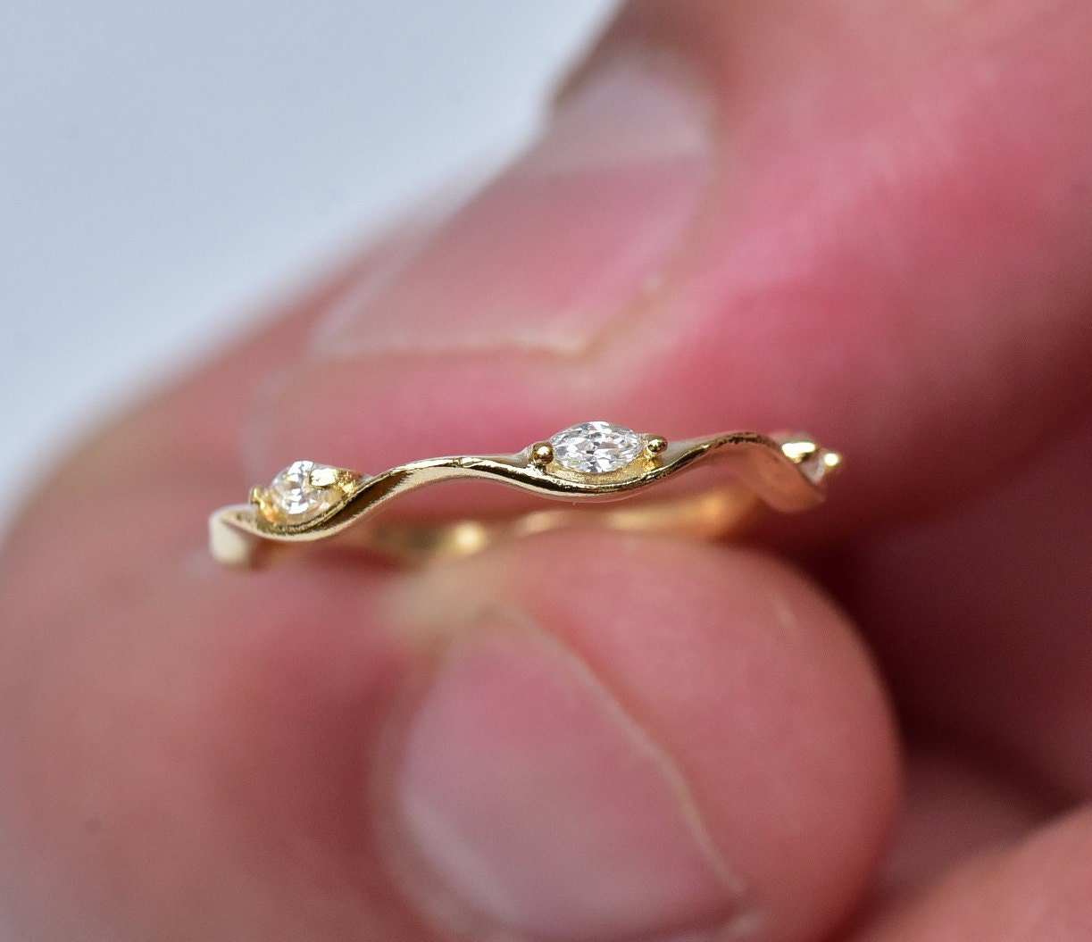 Skinny Gold Ring-Dainty Gold Ring-Simple diamond ring-Engagement ring-Delicate minimalist ring-Gold-filled ring-Gift for her
