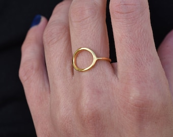 Open Circle Ring-Simple O Ring-Karma Ring-Delicate Gold Ring-Delicate Round Ring-Minimal Geometric Ring-Gift for Her