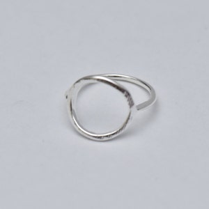 Dainty Sterling Silver Circle Ring: Minimalist Geometric Jewelry