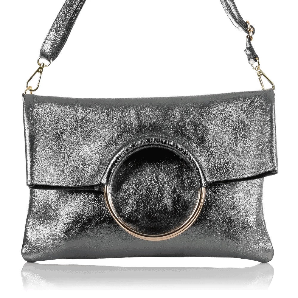 SOLD⚡️Dissona Italian leather envelope crossbody  Handbag straps, Italian  leather, Envelope crossbody