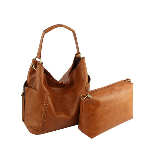 Handbag With Adjustable Shoulder Strap 