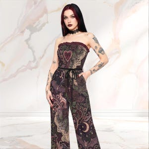 Romantisk gotisk jumpsuit med vida ben: Häxig månfärgad fladdermusblommig sparkdräkt, mörk kokett vår- och sommaroutfit bild 3