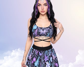 Conjunto Fairy Aura Rave: Top cropped floral botânico + minissaia, look etéreo e extravagante para festivais, perfeito para raves e eventos ao ar livre na floresta encantada.