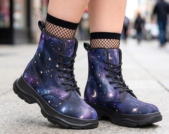 Kosmische Galaxie Chunky Schnür-Kampfstiefel: Hexenhafte himmlische Vegan Leder Rave Festival Schuhe