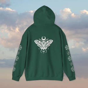 Sweat-shirt Pagan Witchy Moth : sweat à capuche capricieux occulte douillet, citation drôle de brûlure sur le terrain, pull féminin sombre mystique, style alternatif image 13