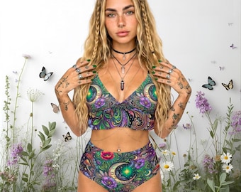 Set da rave Enchanted Forest Nymph: abito da fata boho da festival, bikini con volant a forma di luna e funghi psichedelici, completo da strega celeste in due pezzi