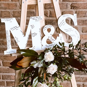 Alternativa del libro de visitas de la boda, signo de boda de las iniciales de las parejas, signo de nombre de familia personalizado