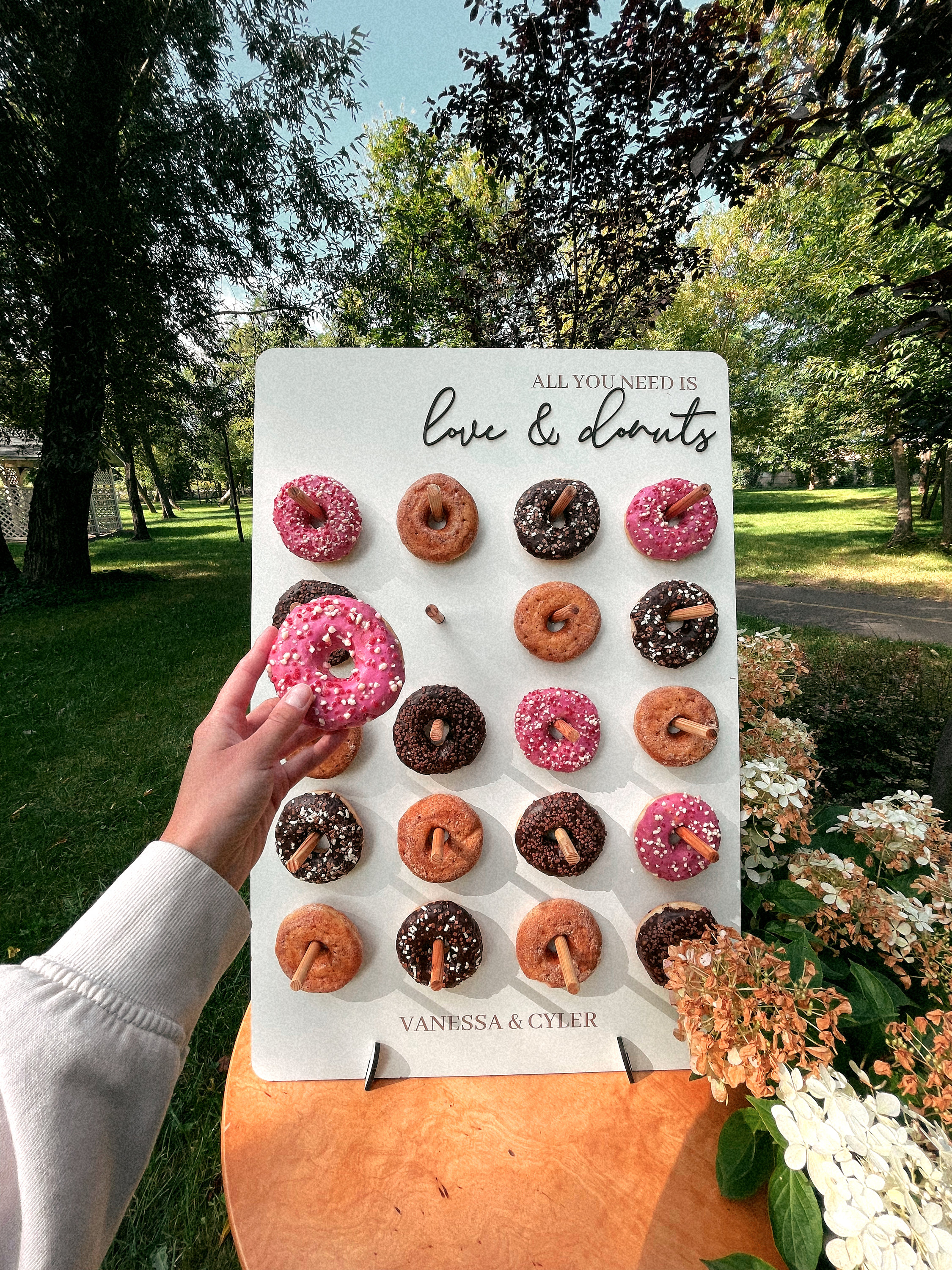 Donut Wand Set - 4 Stück Holz Ständer Für Hochzeiten & Geburtstage