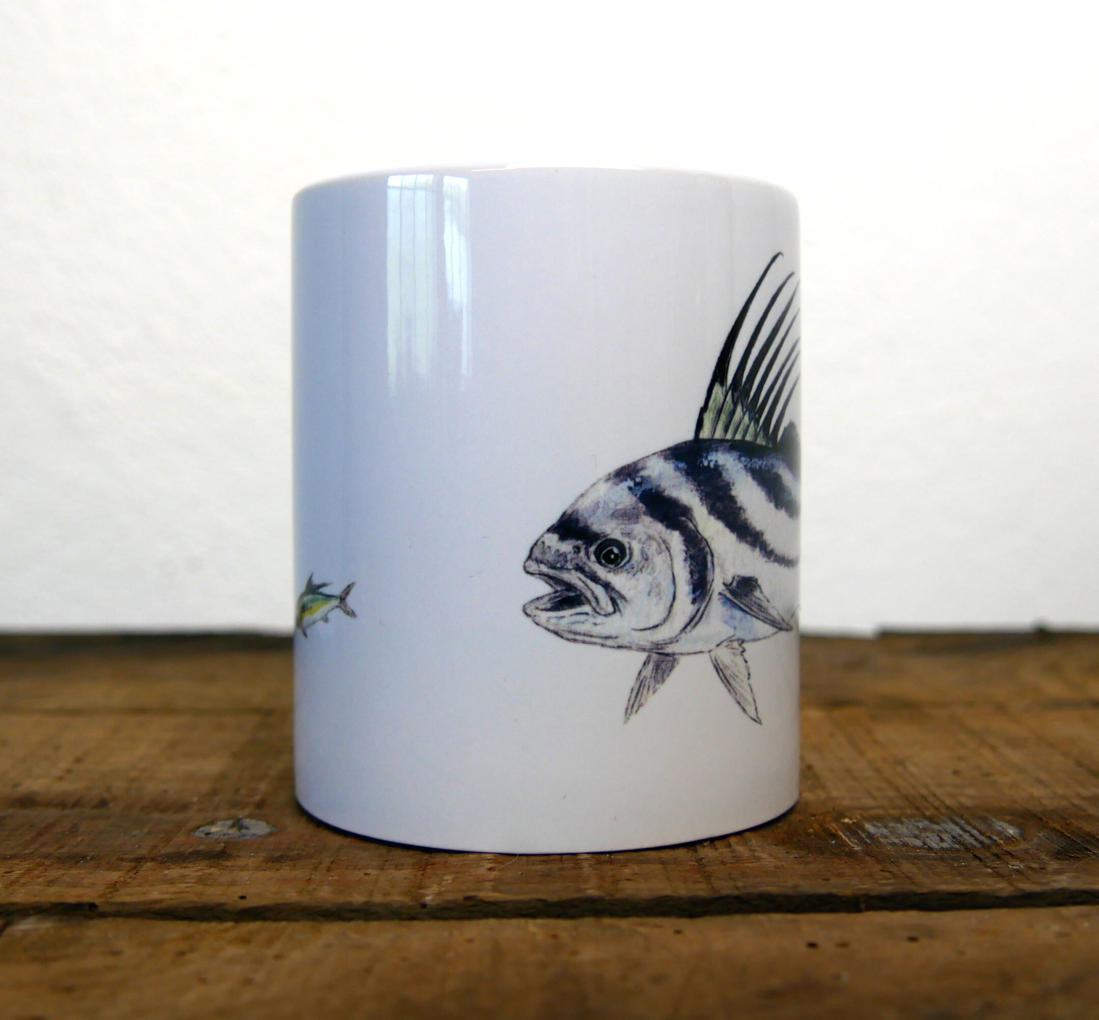 Une Tasse De Poulet it Et De Poulet it Avec Un Fond Blanc. | PSD