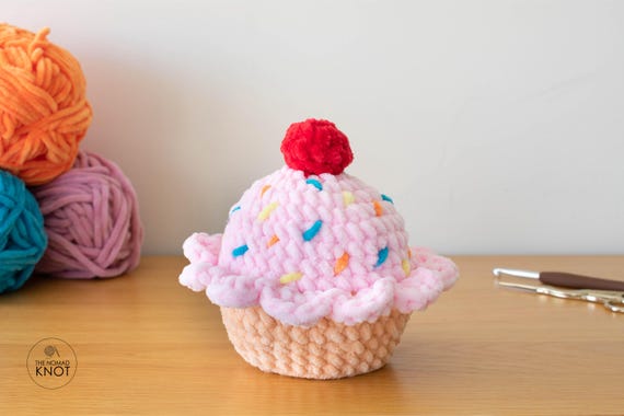 No-Sew Crochet Cupcake Plush Pattern (PDF Download)