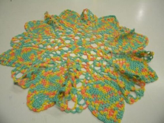 1 Napperon Au Crochet Fait Main Vert Orange Modele Unique Diametre 50cm