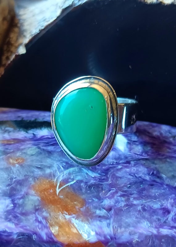 Marlborough chrysoprase ring. Made in Mendocino