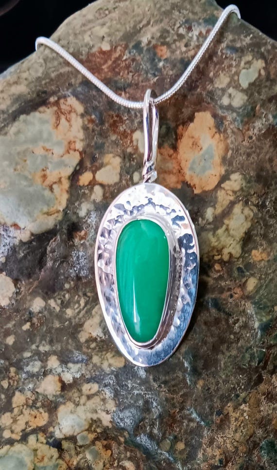 AAA Marlborough chrysoprase pendant-great color. Made in Mendocino