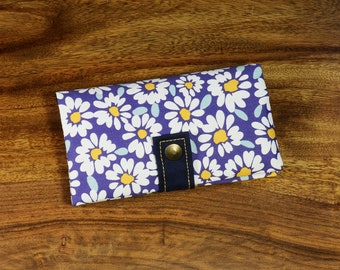 Floral pattern tobacco pouch, coated cotton fabric, water-repellent, blue/yellow, zippered pocket, climate-neutral shipping, very little waste