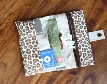 Bolsa para tabaco LEO estampado animal estampado de leopardo con bolsillos para fumar accesorios cierre a elegir envío neutro desde el punto de vista climático muy pocos residuos