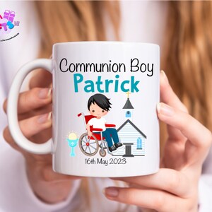 Niño en silla de ruedas Taza personalizada de la Primera Comunión Irlanda - Regalo personalizado de mi primer día de la Santa Cena