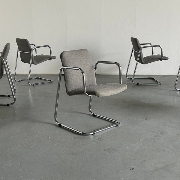 1 of 6 Italian Space Age Chromed Tubular Steel Cantilever Lounge Armchairs or Dining Chairs,  1970s