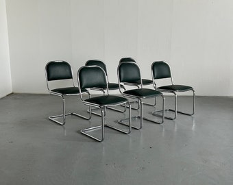 1 sur 6 chaises cantilever en acier tubulaire chromé et simili cuir vert Bauhaus Design, Italie des années 1980