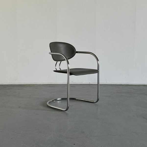Vintage Bauhaus Design Tubular Steel and Grey Faux Leather Armchair by Effezeta, 1980s Italy