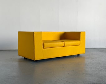 1960s Yellow "Throw-Away" Sofa by Willie Landels for Zanotta in Reupholstered Faux Leather, Space Age, 1965