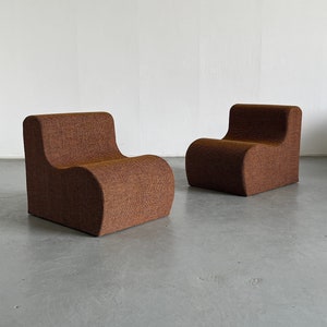 Pair of Vintage Italian Mid-Century-Modern Lounge Chairs or Club Chairs in Checkered Fabric, 1970s Italy