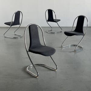 1 of 4 Italian Space Age Chromed Tubular Steel Cantilever Chairs in Style of Willy Rizzo for Cidue, 1980s Italy