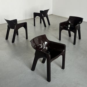 1 of 4 Dark Brown &#39;Gaudi&#39; Chairs by Vico Magistretti for Artemide, Vintage Collectible Early Model, 1970s Space Age Era
