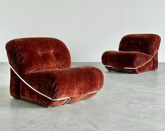 RESERVED Pair of Italian Sculptural Rust Velvet Lounge Chairs with Chromed Frame, 1970s