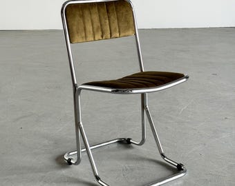 Italian Chromed Cantilever Chair in Dark Green Velvet Upholstery, Attributed to Arflex, 1980s