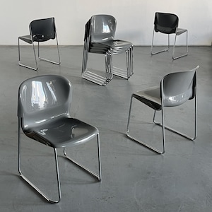 1 of 8 Gray SM 400 Swing Chairs by Gerd Lange for Drabert, 1979 / Retro Plastic Dining chairs