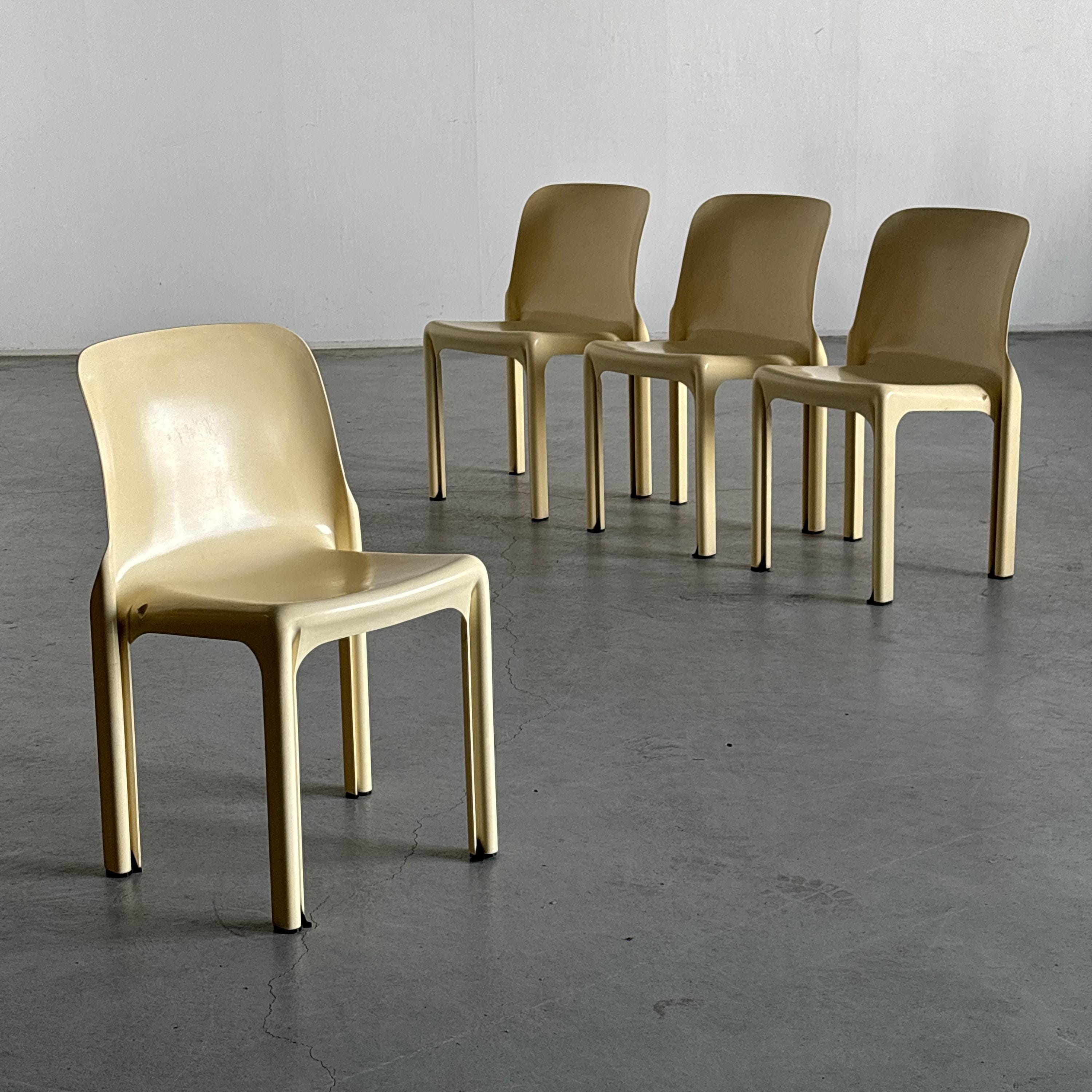 （セール）開催中 人気ブランドも続々プライス 4 of Set Vintage Magistretti Vico by Chairs Dining 'selene' 椅子