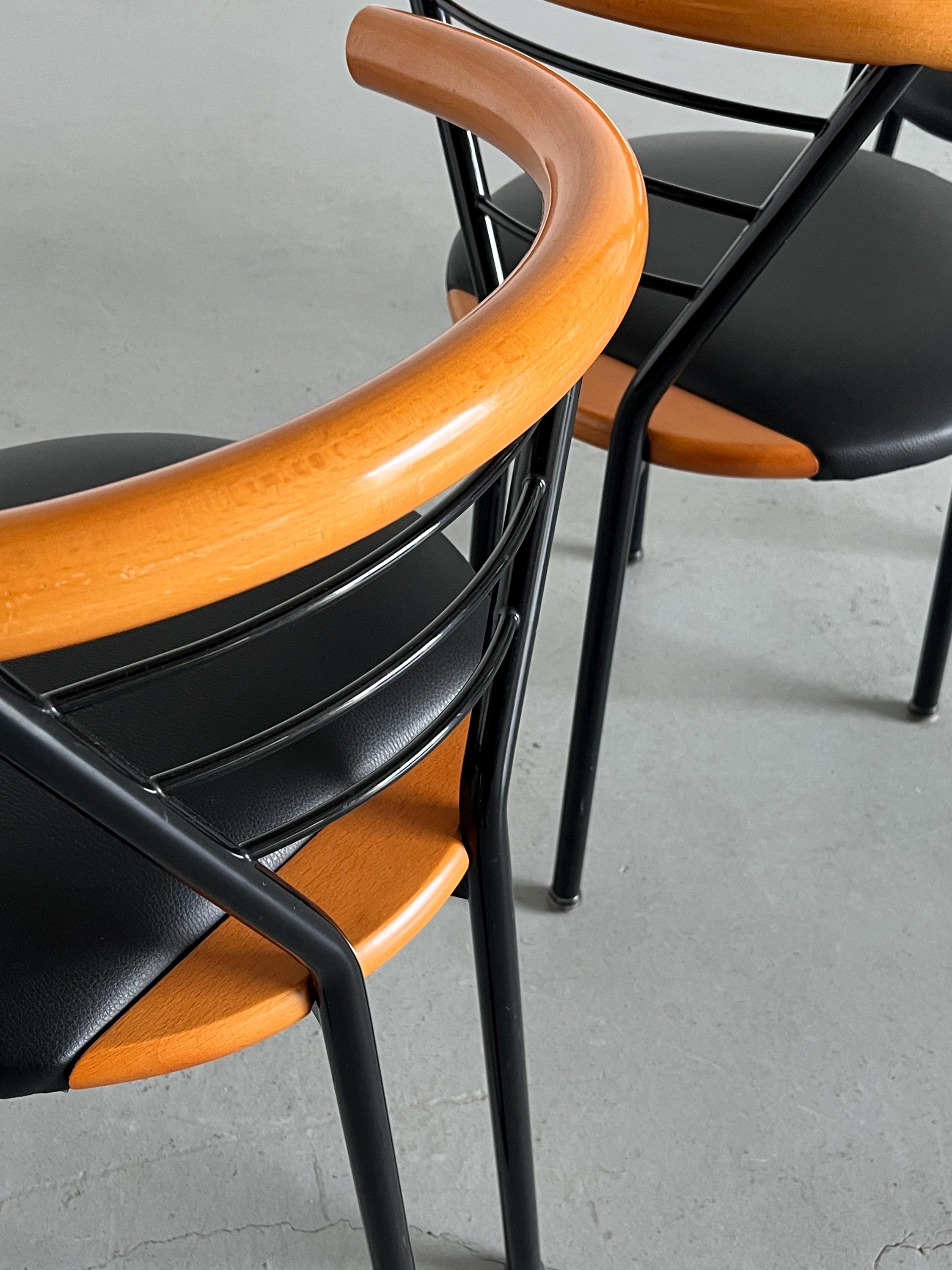 椅子 vintage 90's Postmodern Chair 1990s Postmodern Multi Composed Clam Shell Barrel Chair