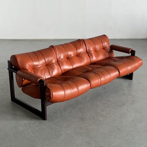 Vintage Brazilian Mid-Century Modern &#39;S-1&#39; Three-Seater Sofa by Percival Lafer in Leather and Rosewood, 1976 Brazil