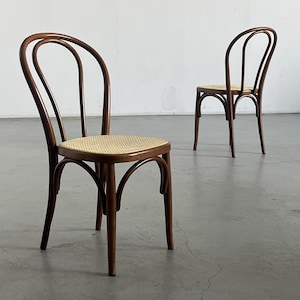 Pair of Vintage Thonet Bentwood Style Chairs No. 14 / Vintage European Bistro Cafe Dining Chairs, 1970s