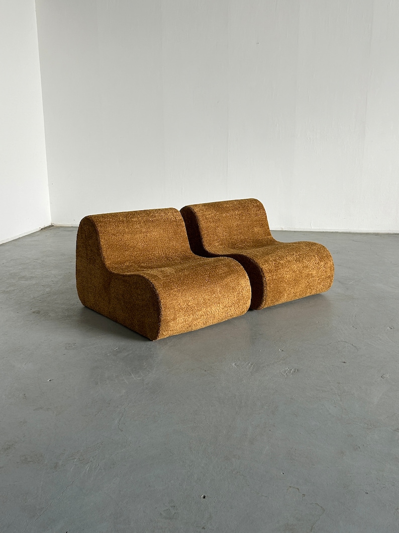 Pair of Vintage Italian Mid-Century-Modern Lounge Chairs in Ochre Boucle, Space Age Loveseat or Modular Sofa, 1970s Italy image 6