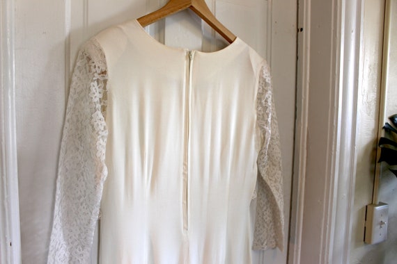 Vintage White Crepe and Lace Dress, 90's Era - image 9