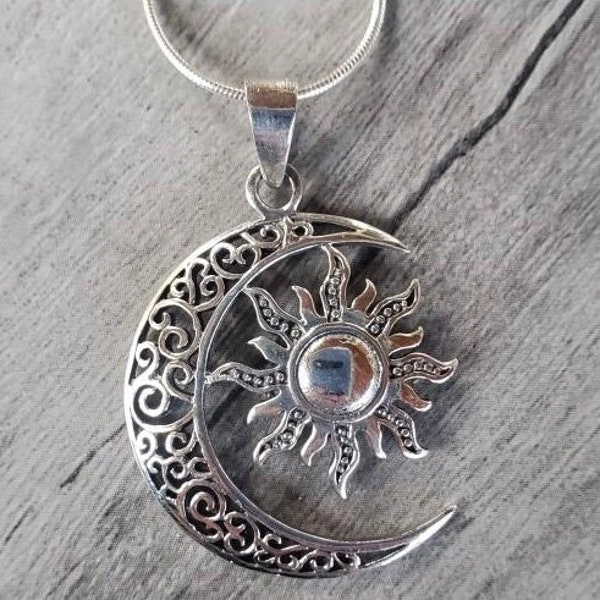 Stunning Sterling Silver Crescent Moon & Sun Pendant On A 16" Sterling Silver Chain.