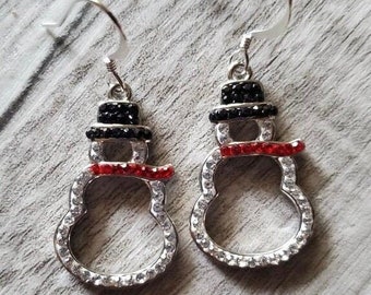 Super Cute Swarovski Crystal Encrusted Snowman Holiday Earrings!