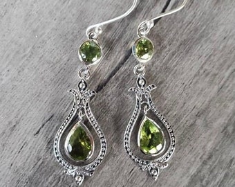 Awesome Sterling Silver & Peridot Frame Earrings With A Peridot Teardrop Center Stone