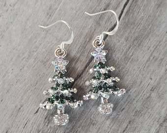 Beautiful Green & Crystal Christmas Tree Earrings