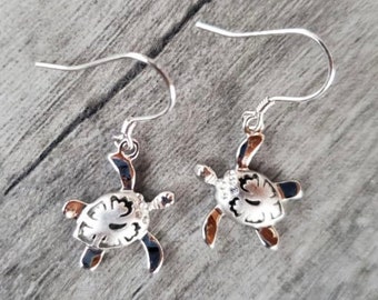 Beautiful Sterling Silver Sea Turtle Earrings With An Intricate Laser Cut Body & Crystal Accents!