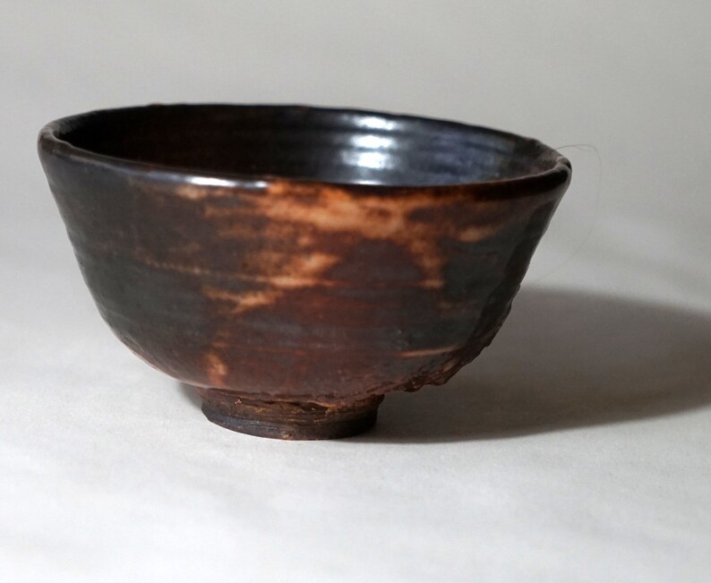 Chawan. Shino sandstone bowl Mr