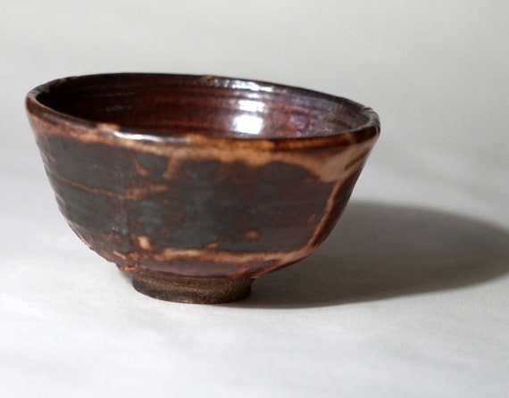 Chawan. Shino sandstone bowl Mr