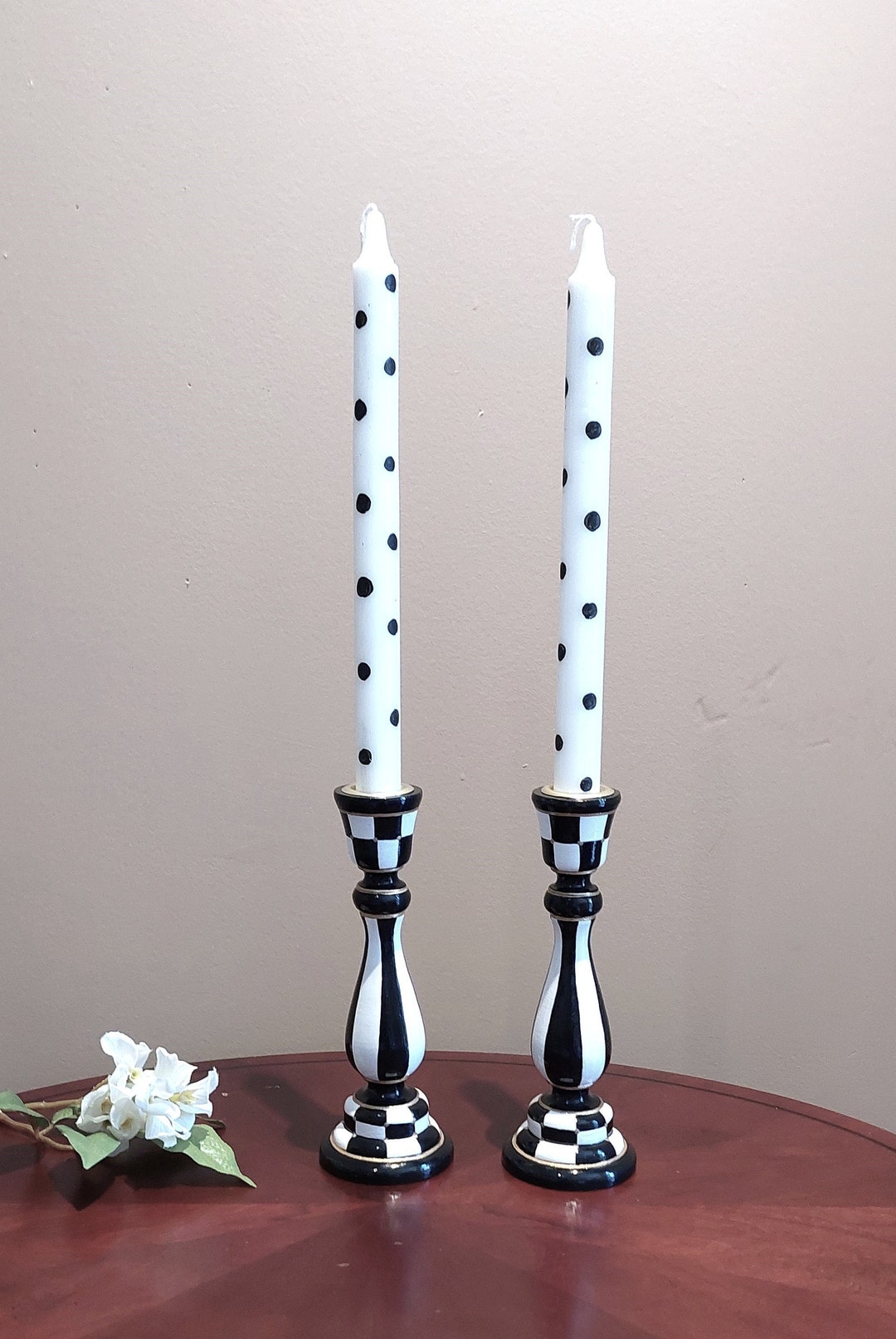 Black White Checkered Candle Holder Table