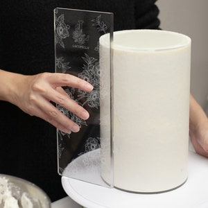 Grattoir à gâteau en acrylique Lacupella de 30 cm (12 po.) plus lisse pour glacer la crème au beurre