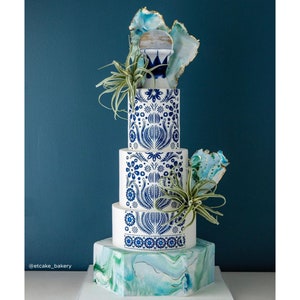 Cake Stencil LORETTA - Floral Art Pattern