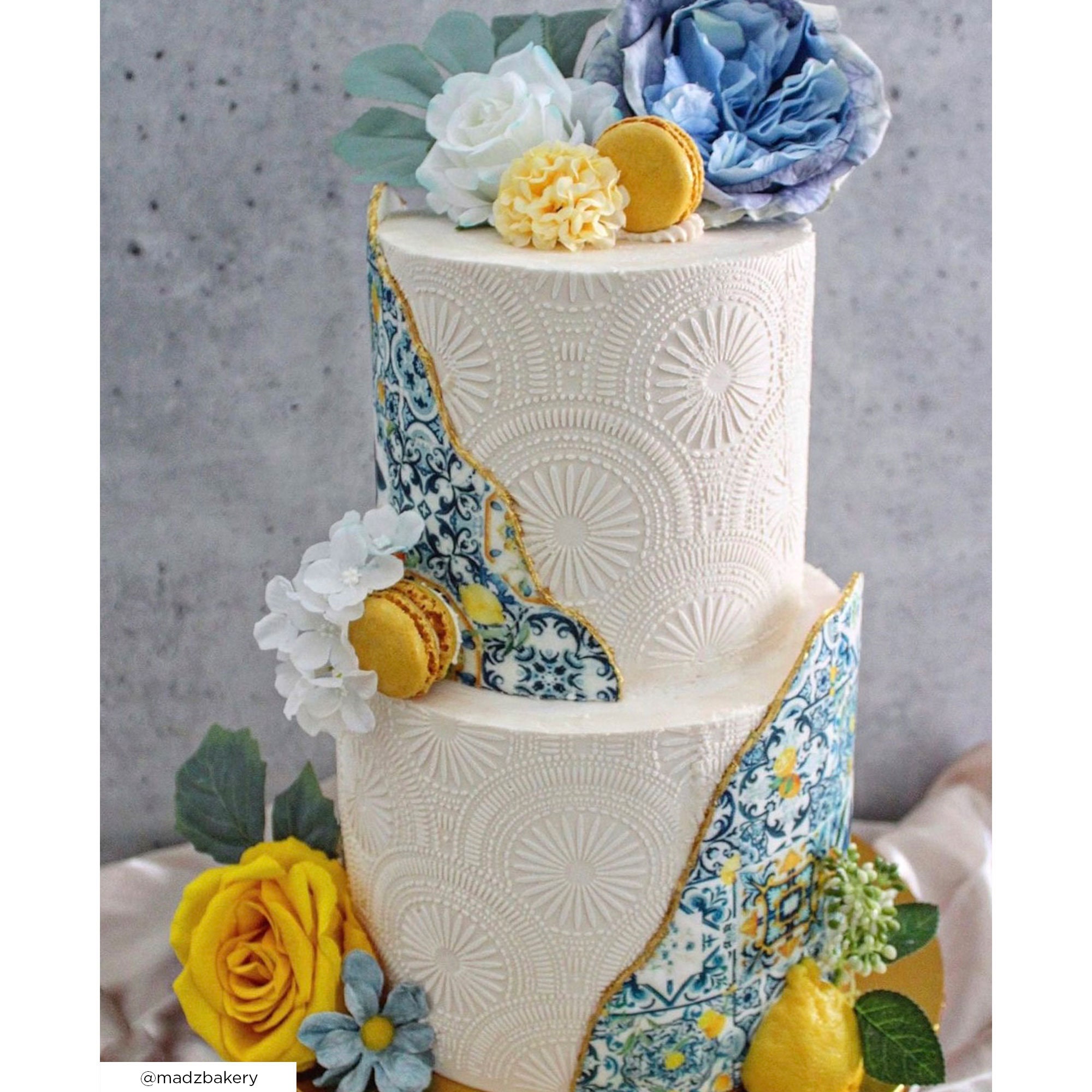 Lacupella Cake Stencil - RAYES - Seamless Delicate Pattern For Tall Double Barrel Cake