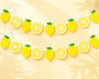 Felt Lemon Garland, 48" Lemonade Stand Banner, Summer Decor with Whole Lemons & Lemon Halves, Fruit Theme Party or Kitchen Decor